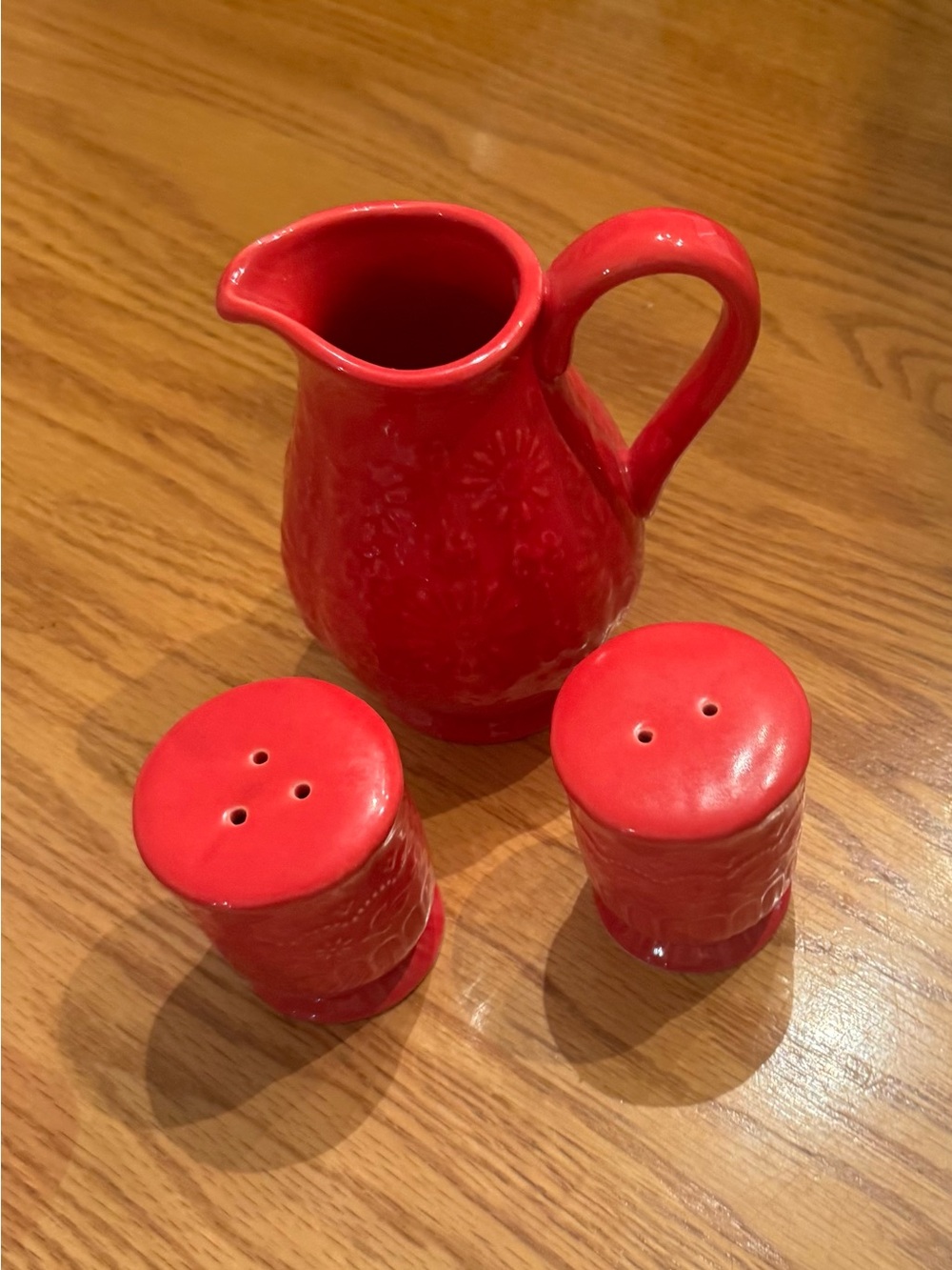 The Pioneer Woman Red Ceramic Creamer with Salt & Pepper Shakers